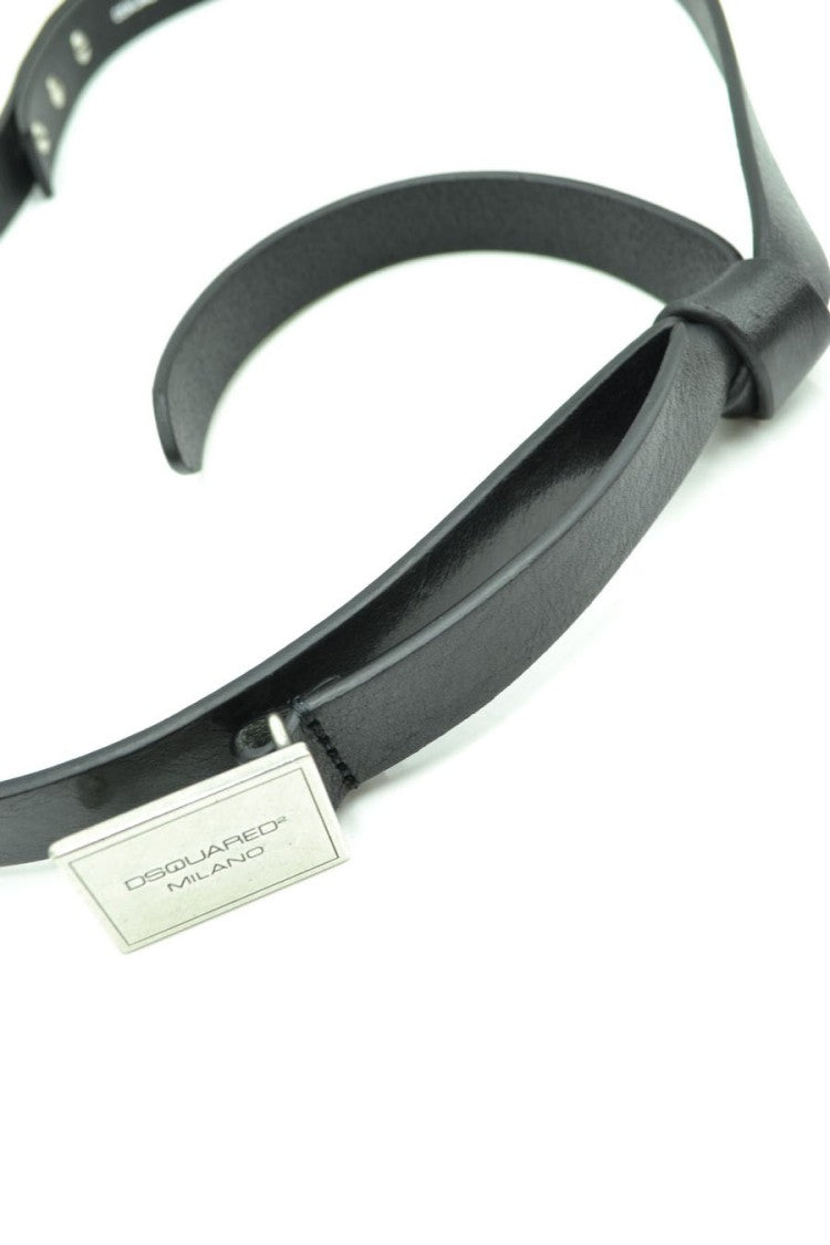 Dsquared2 Sleek Leather Belt Square Metallic Buckle