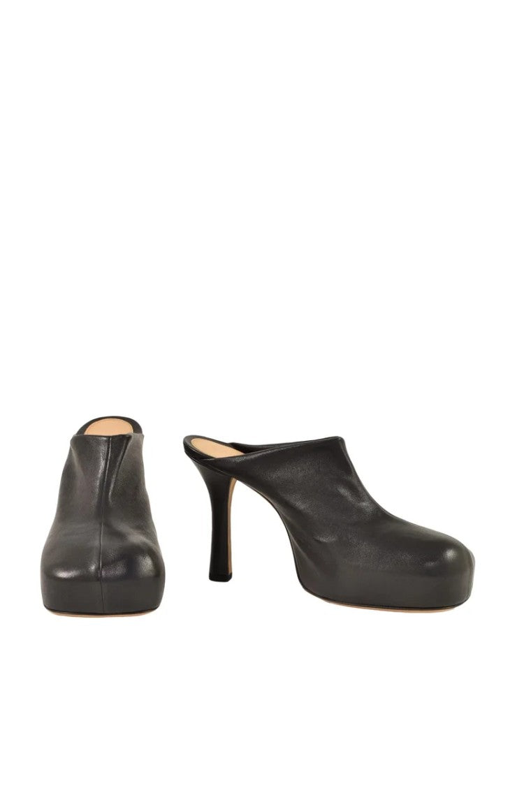 Bottega Veneta Leather Mules - Black