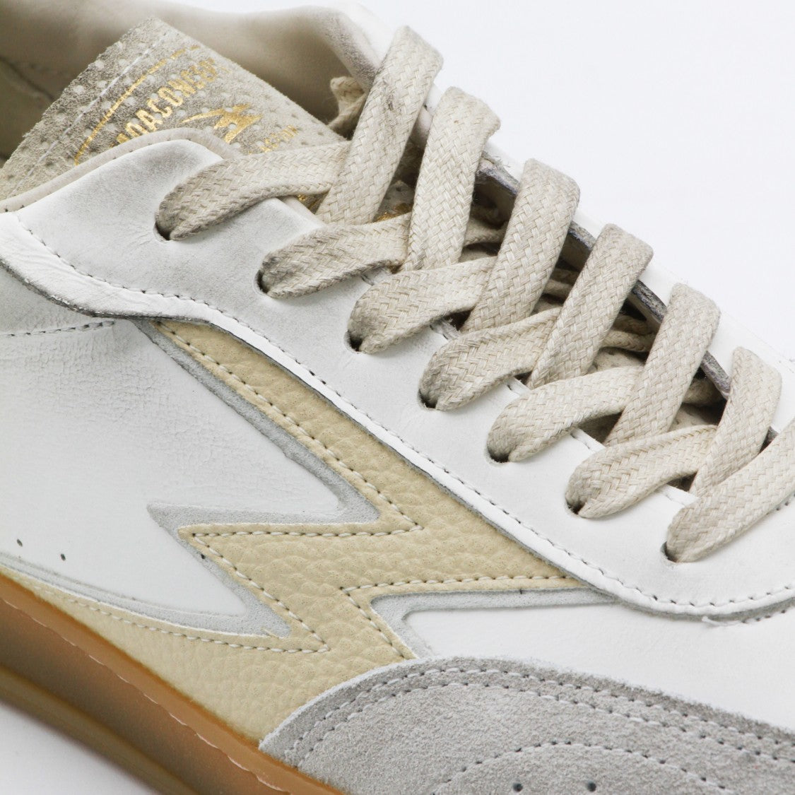 Moaconcept Low-Top White Leather Sneakers
