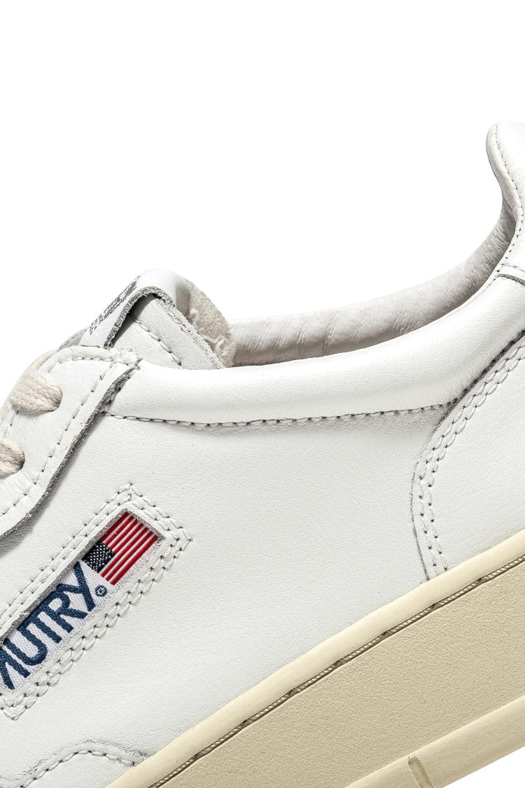 Autry Medalist Women Leather Sneakers White Heel Tab
