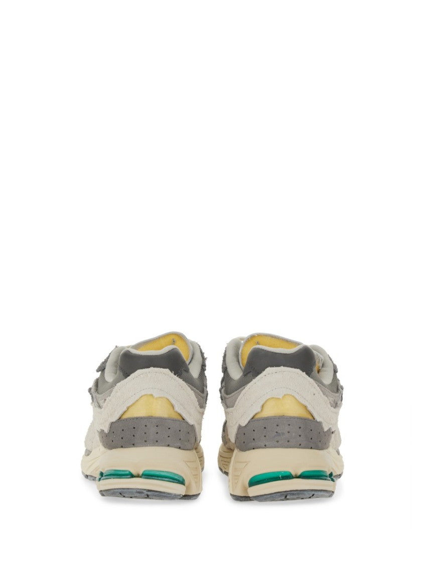 New Balance Layered Mesh And Suede Sneakers With Retro Aesthetic