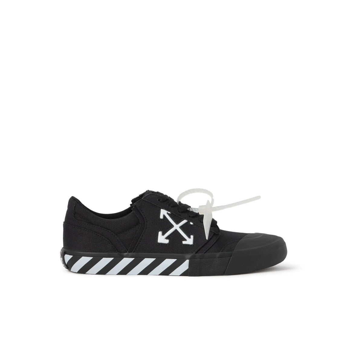Off-White Vulcanized Low Sneakers With Contrasting Sole