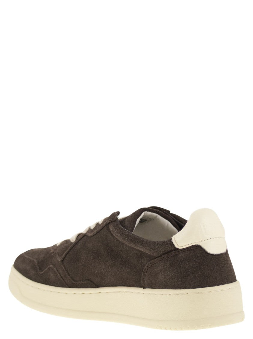Autry Medalist Low - Suede Sneakers