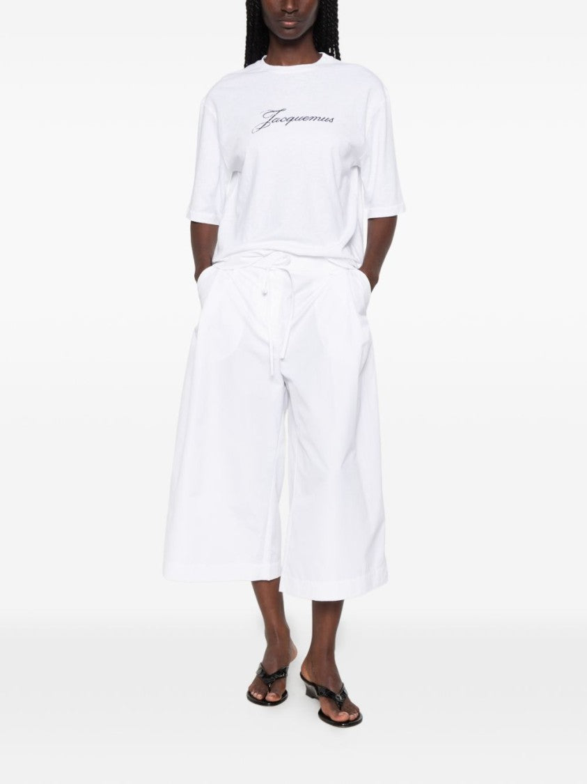 Jacquemus Loose-Fitting White Short-Sleeve Top With Delicate Logo