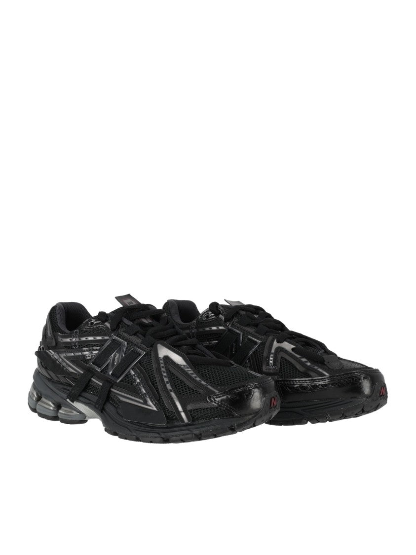 New Balance Black Synthetic-Mesh Sneakers
