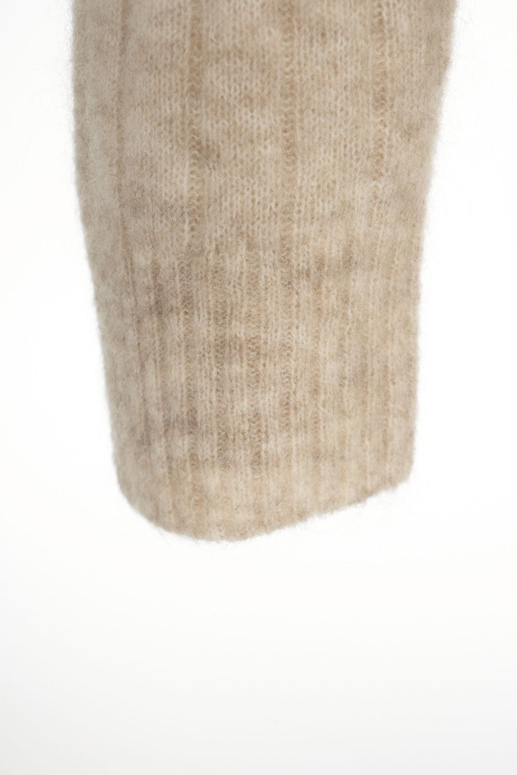 Second Female Brooky' Sweater