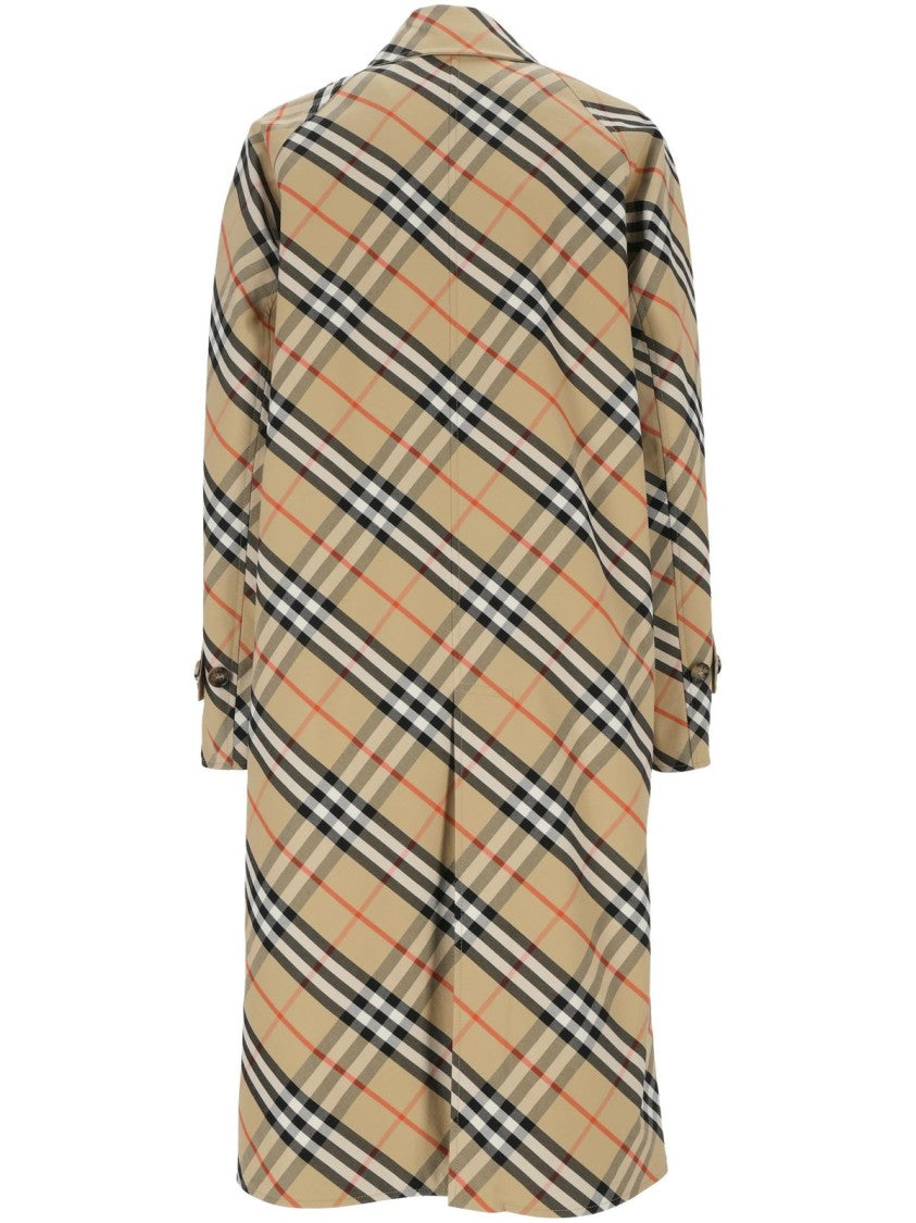 Burberry Classic Plaid Coat With Structured Silhouette