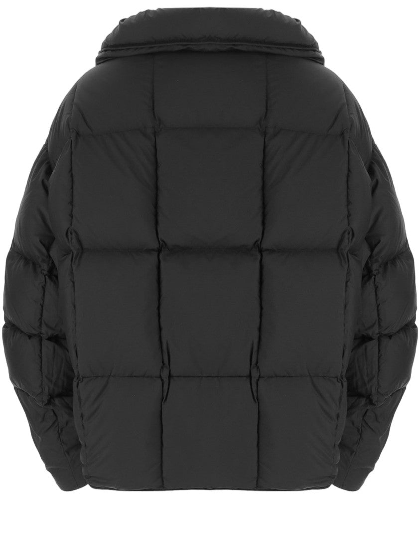 Ienki Ienki Short Black Down Jacket With Quilted Design