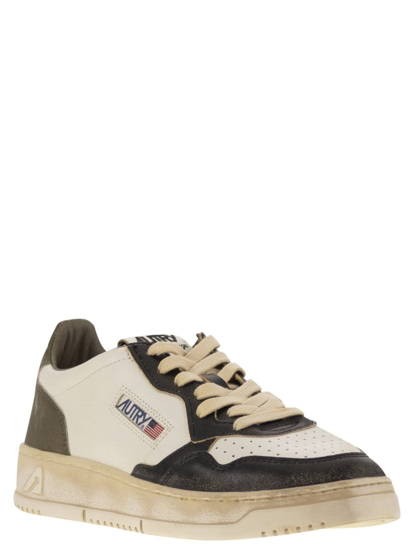 Autry Medalist - Super Vintage Trainers