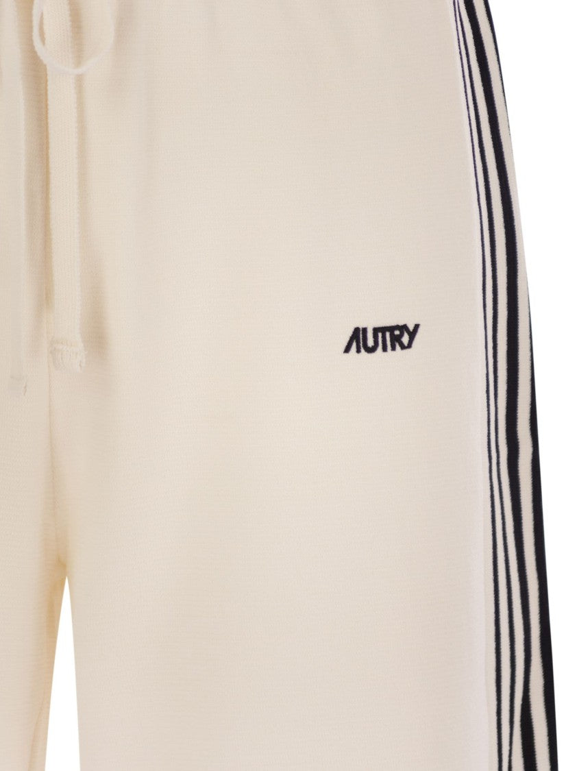Autry Short Trousers With Contrasting Side Stripes
