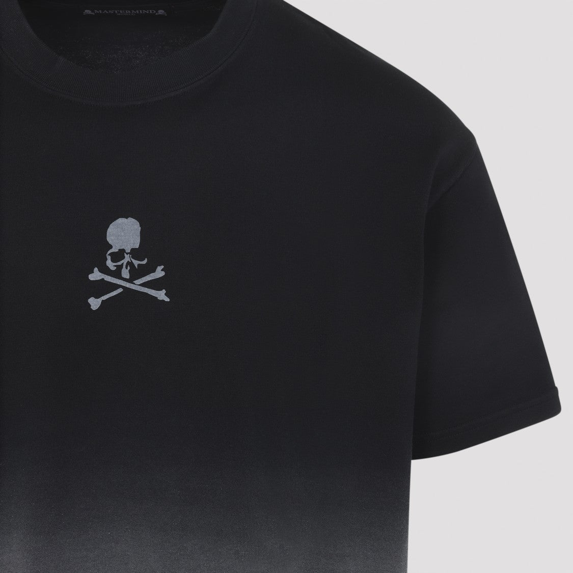 Mastermind Gradient Design T-Shirt With Skull Emblem