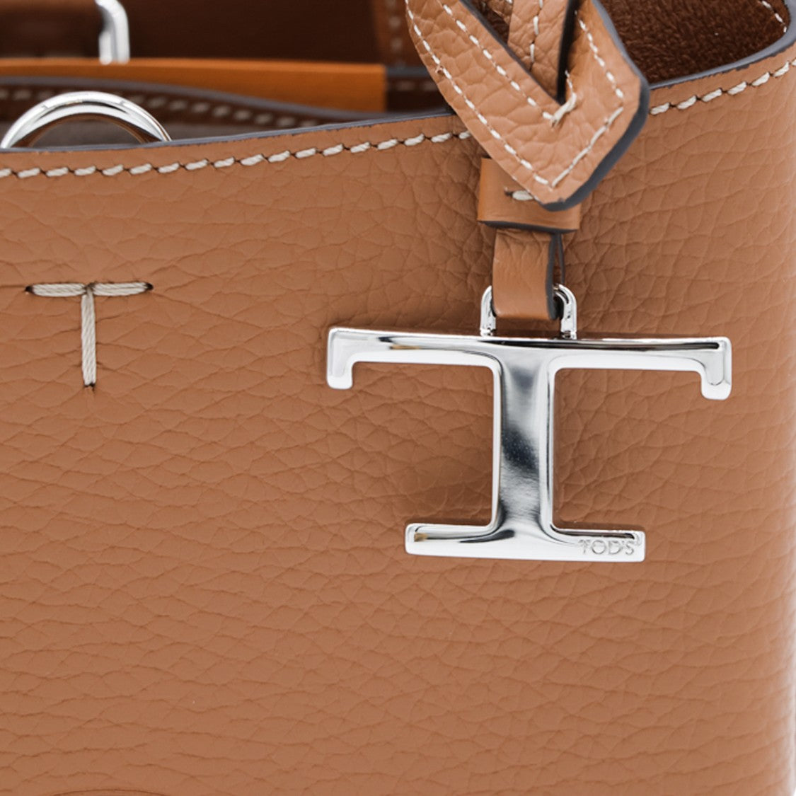 Tod's Minimalist Structured Handbag With T-Shaped Charm