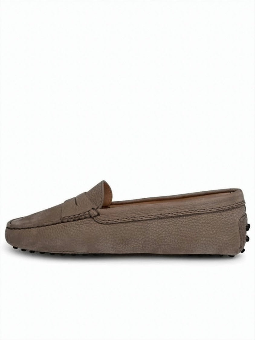 Tod's Sleek Brown Leather Loafers With Textured Finish