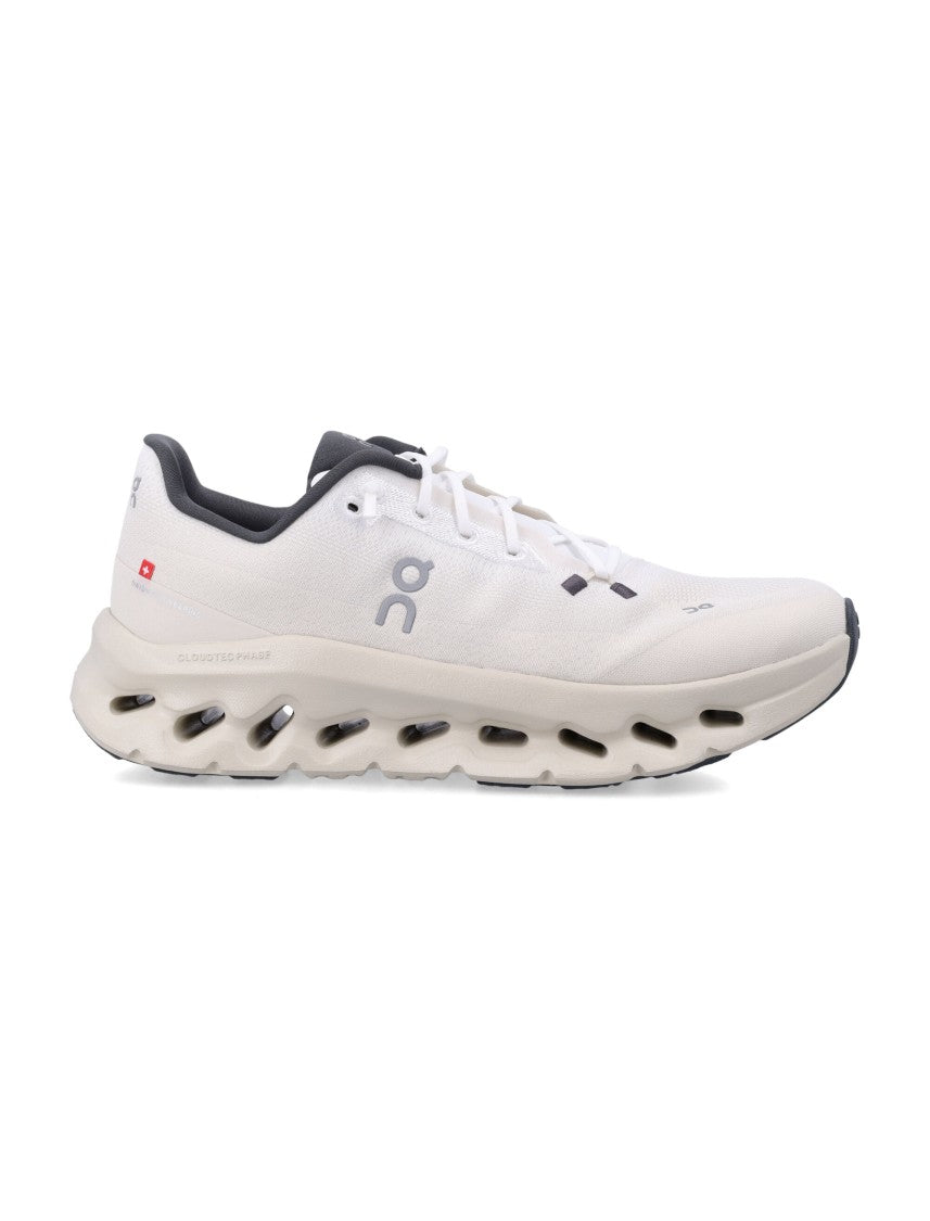 On Running Innovative Lightweight Sneakers With Cloudtec Phase Technology