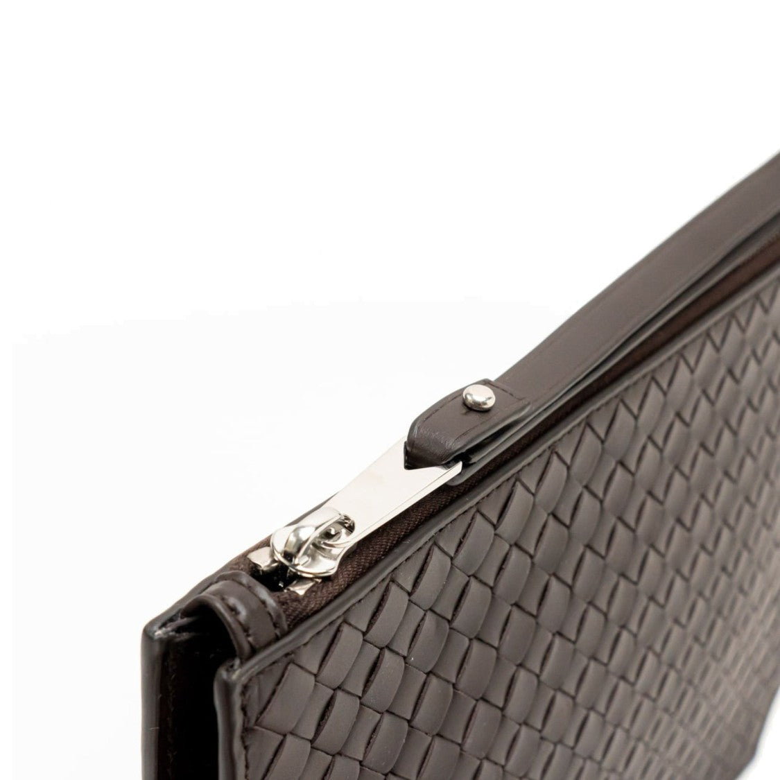 Bottega Veneta Intrecciato Piccolo Standing Pouch
