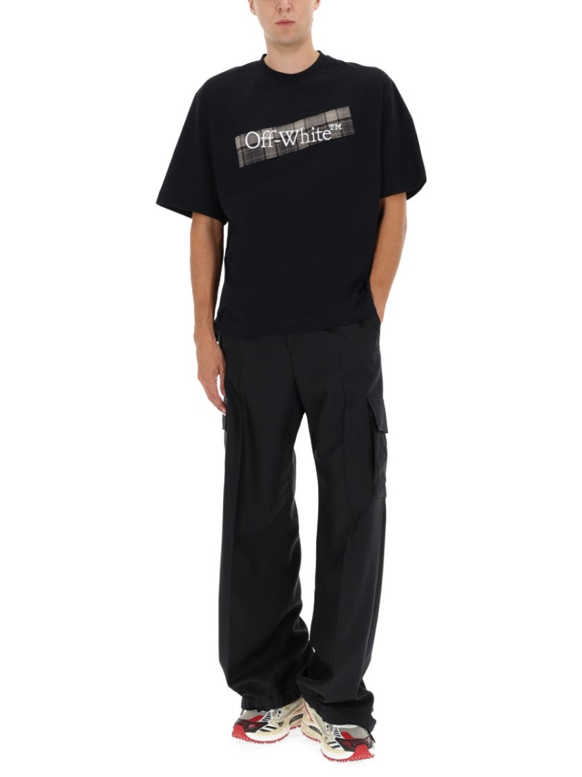 Off-White Black Short-Sleeve T-Shirt With Embroidered Detail