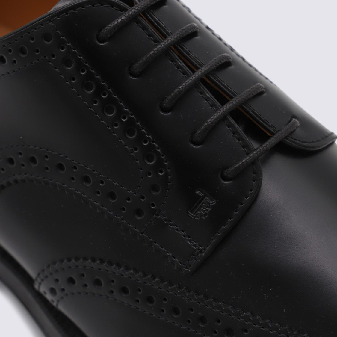 Tod's Wingtip Leather Brogues With Intricate Brogue Detailing