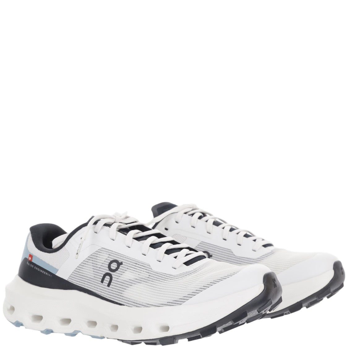 On Running Cloudvista 3 Technical Mesh Sneakers