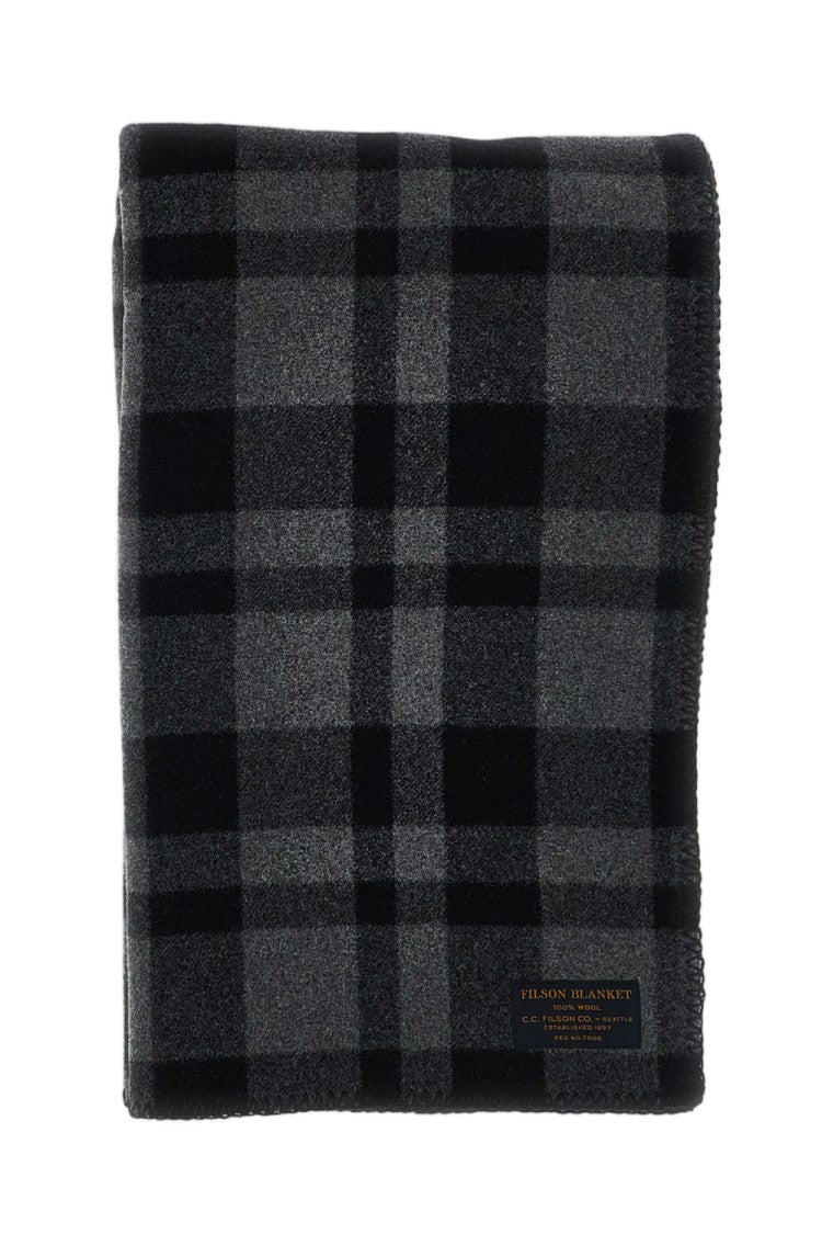 Filson Heavyweight Mackinaw Wool Blanket With Classic Plaid Pattern