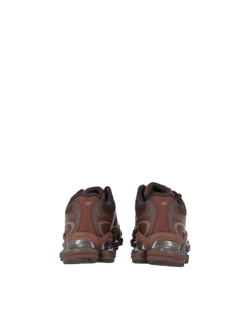 New Balance Oak/Black Synthetic Segmented Sole Sneakers
