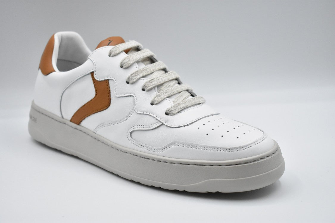 Voile Blanche Sneakers With Design