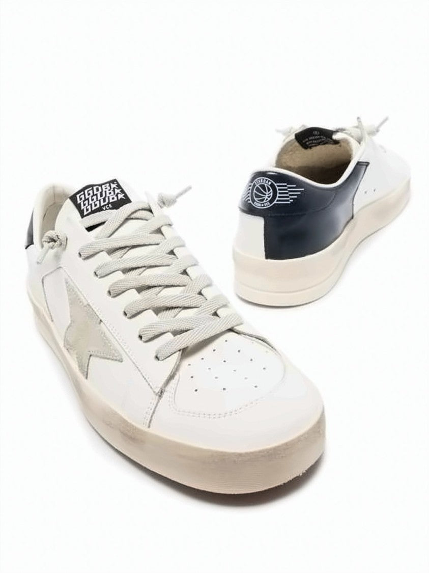 Golden Goose Suede Star Detail Low-Top Sneakers With Rubber Sole