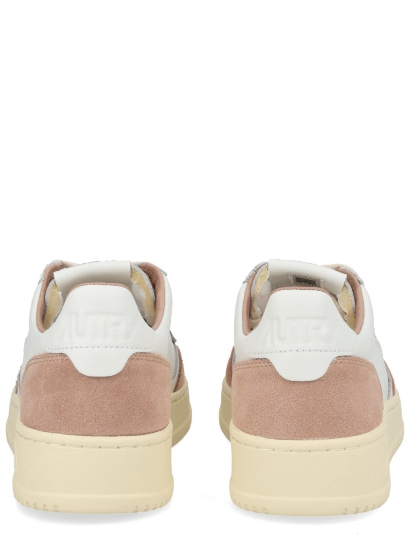 Autry Medalist Low Perforated Toe Sneakers