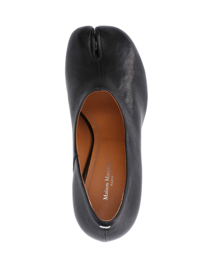Maison Margiela "Tabi" Décolleté – Black