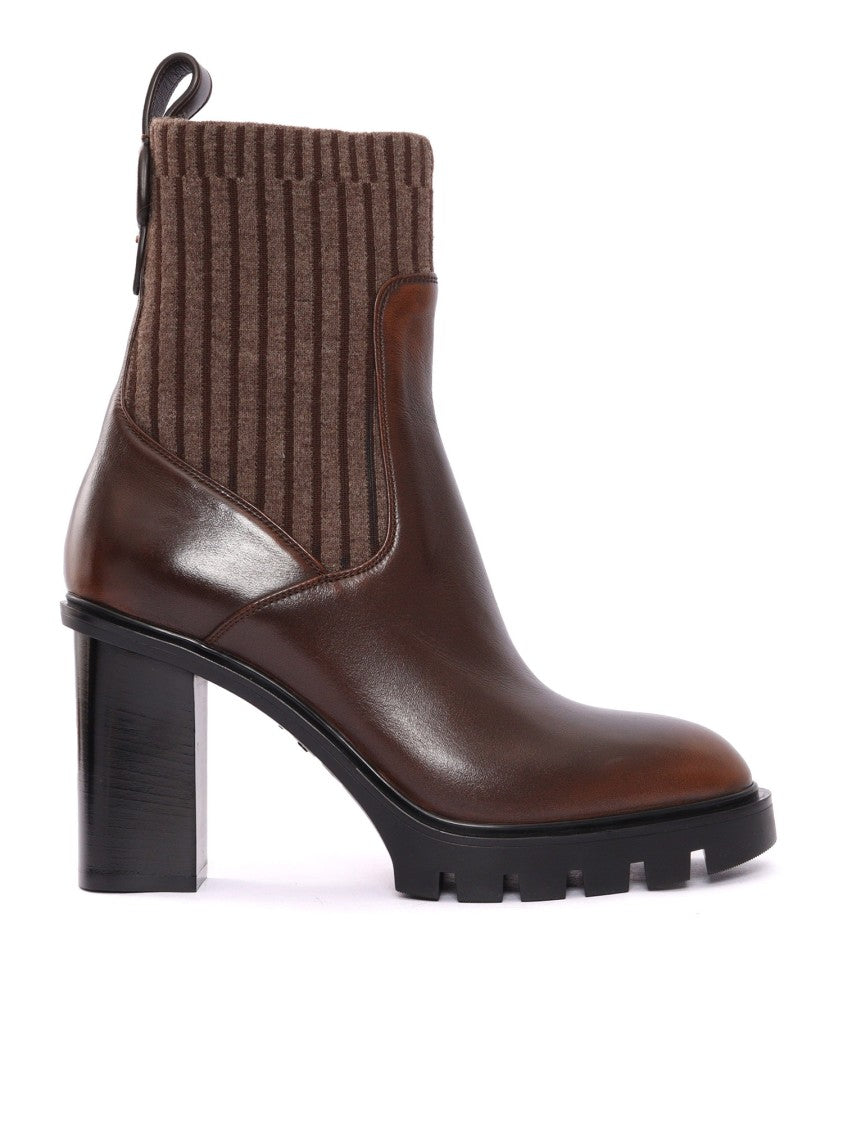 Santoni Pointed Toe Ankle Boots With Sock-Like Collar