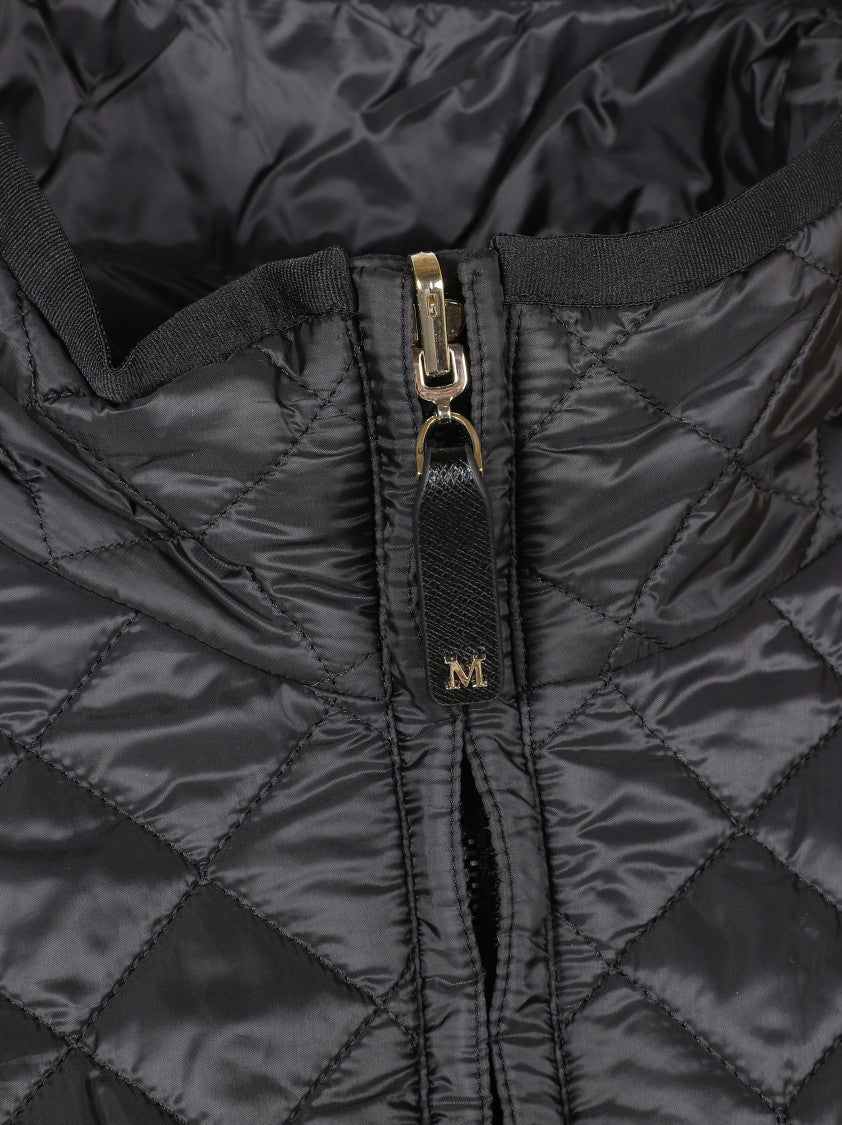 Max Mara Quilted Black Coat With High Collar And Zip Closure