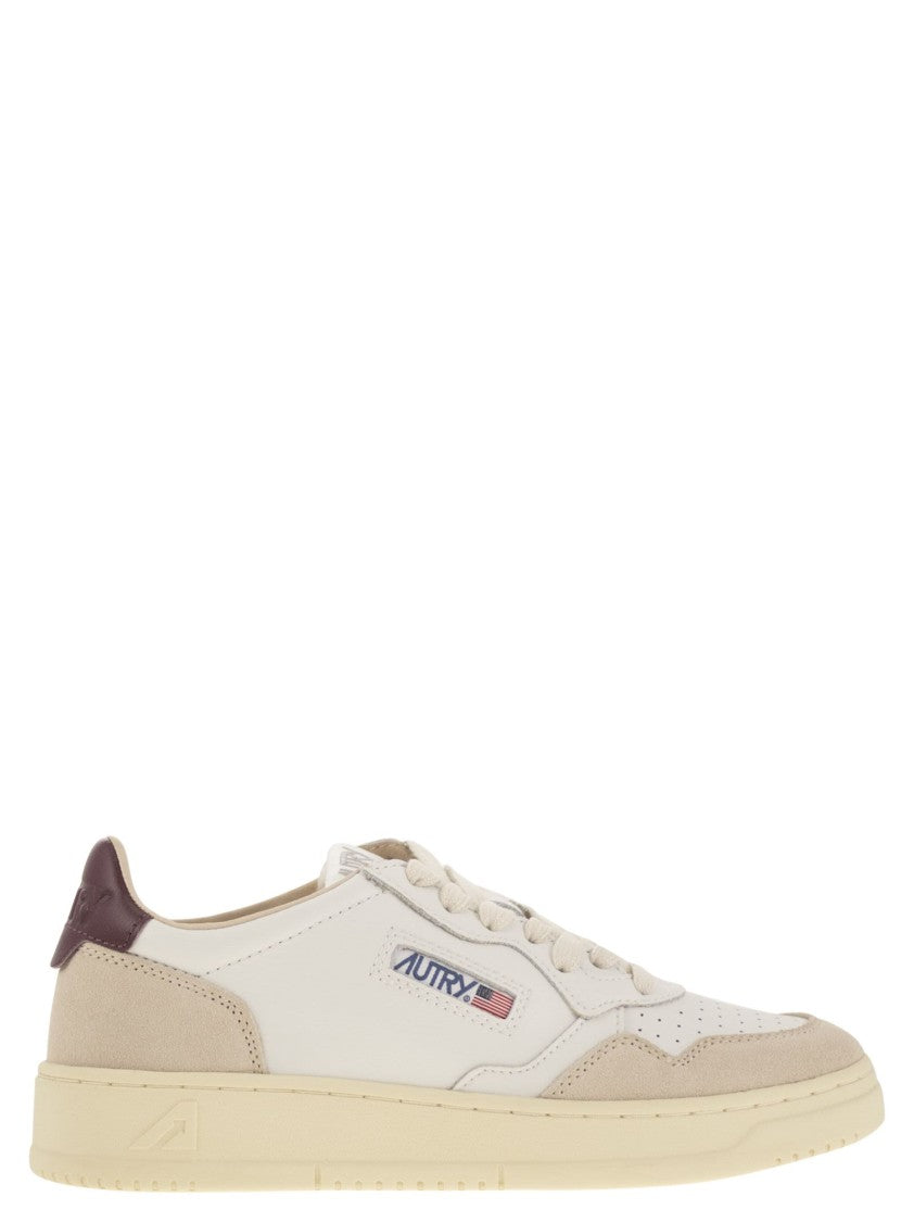 Autry Medalist Low - Leather And Suede Sneakers