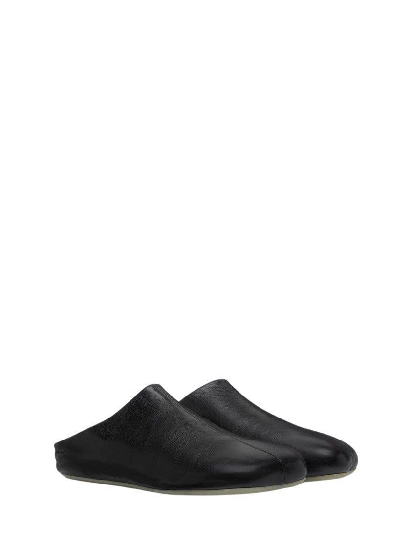 Mm6 By Maison Margiela Black Iconic Anatomical Toe Leather Sabot