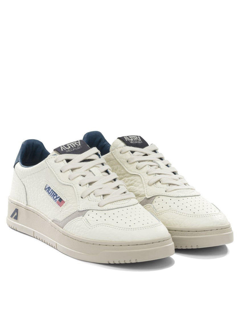 Autry Medalist Low Sneakers