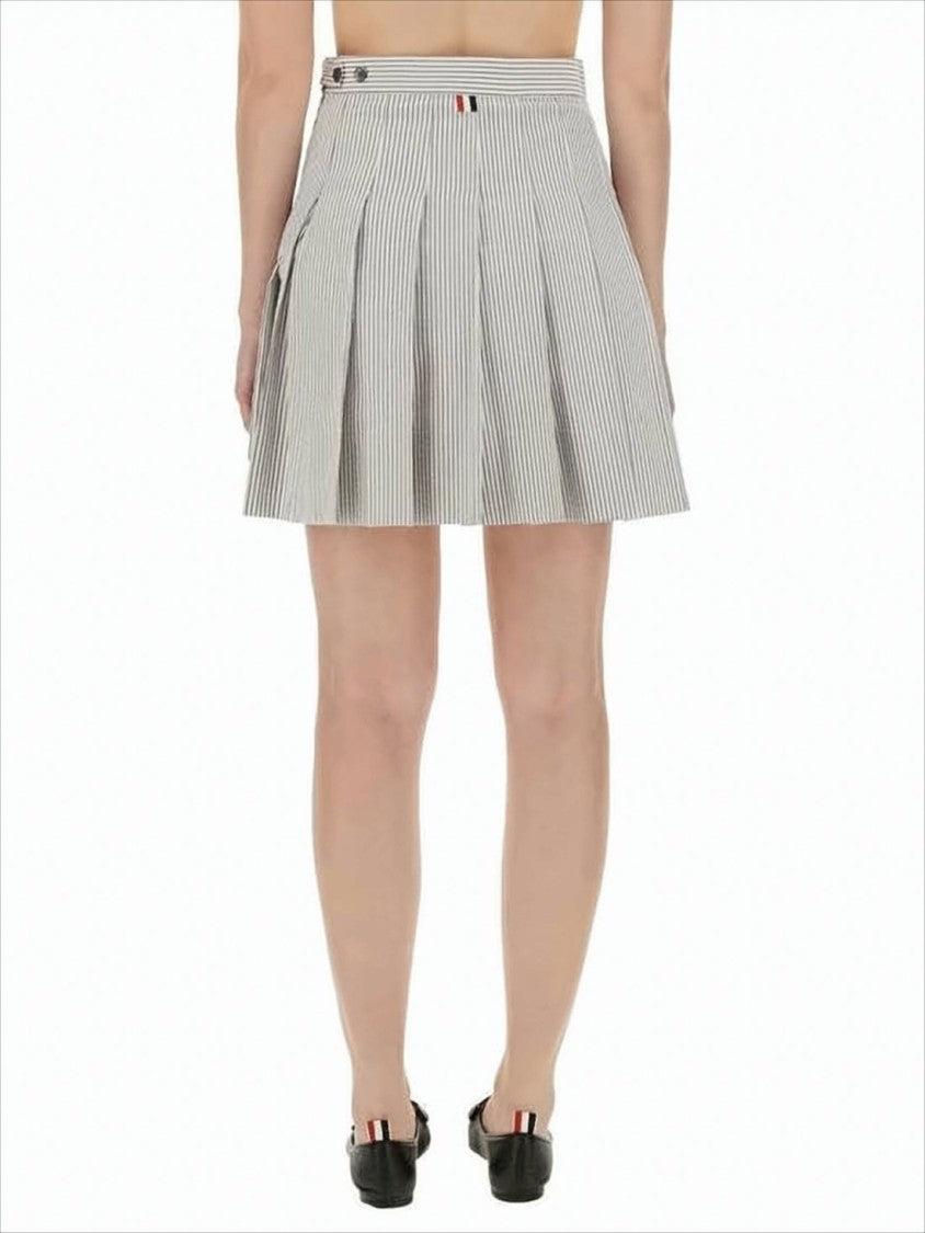 Thom Browne Pleated Mini Skirt With Vertical Stripes And Structured Waistband