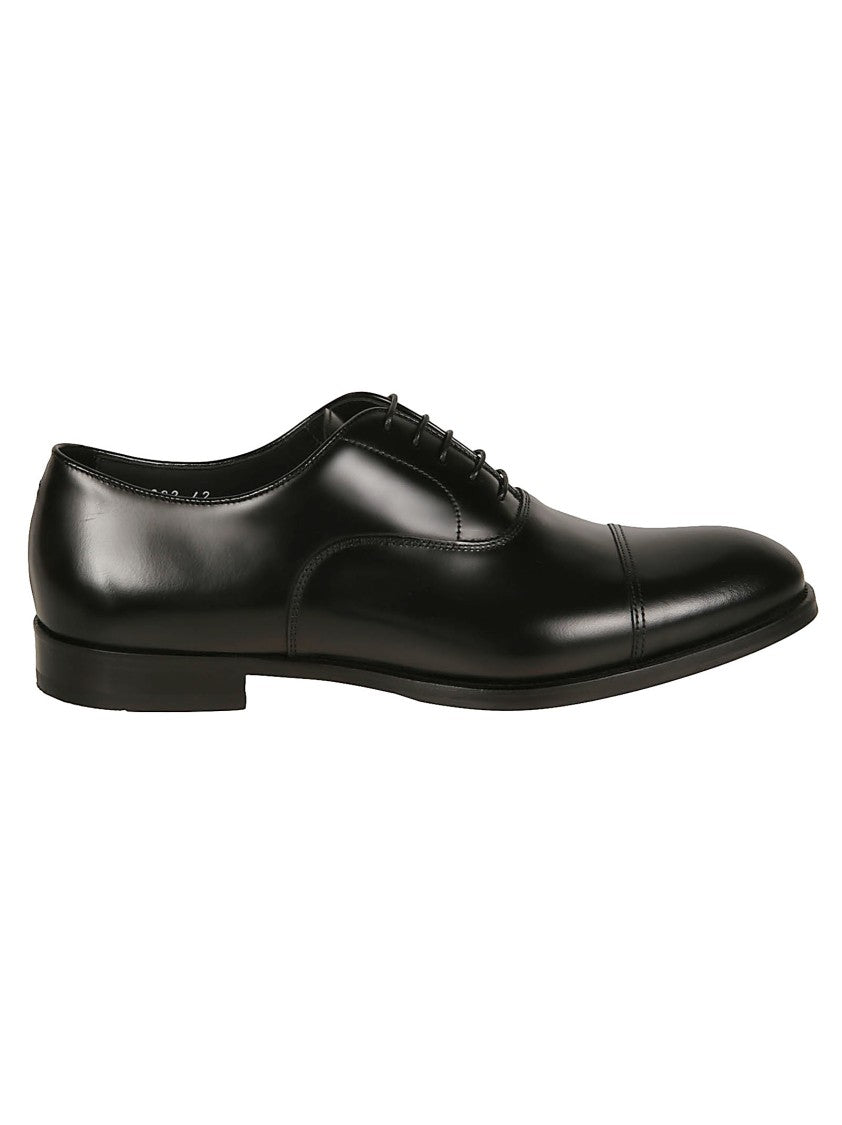 Doucal's Black Calf Leather Cap Toe Brogues
