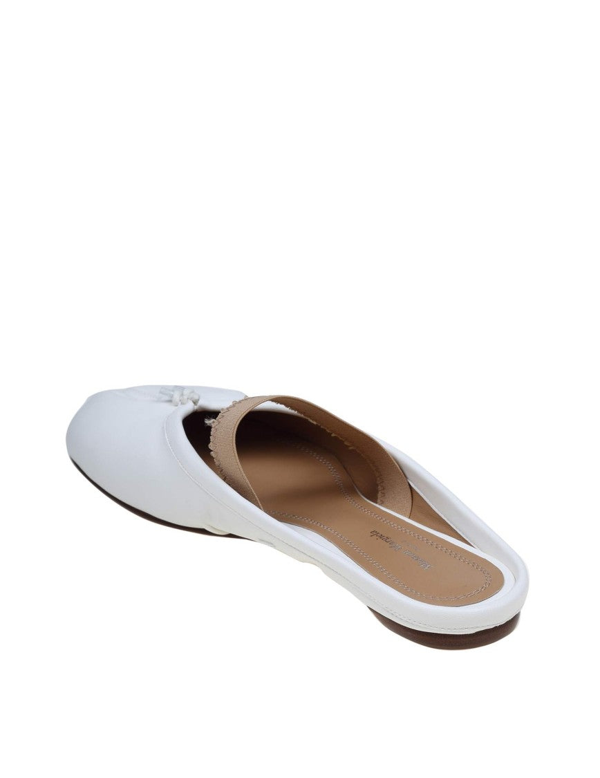 Maison Margiela Ballerina Mule Tabi In White Leather