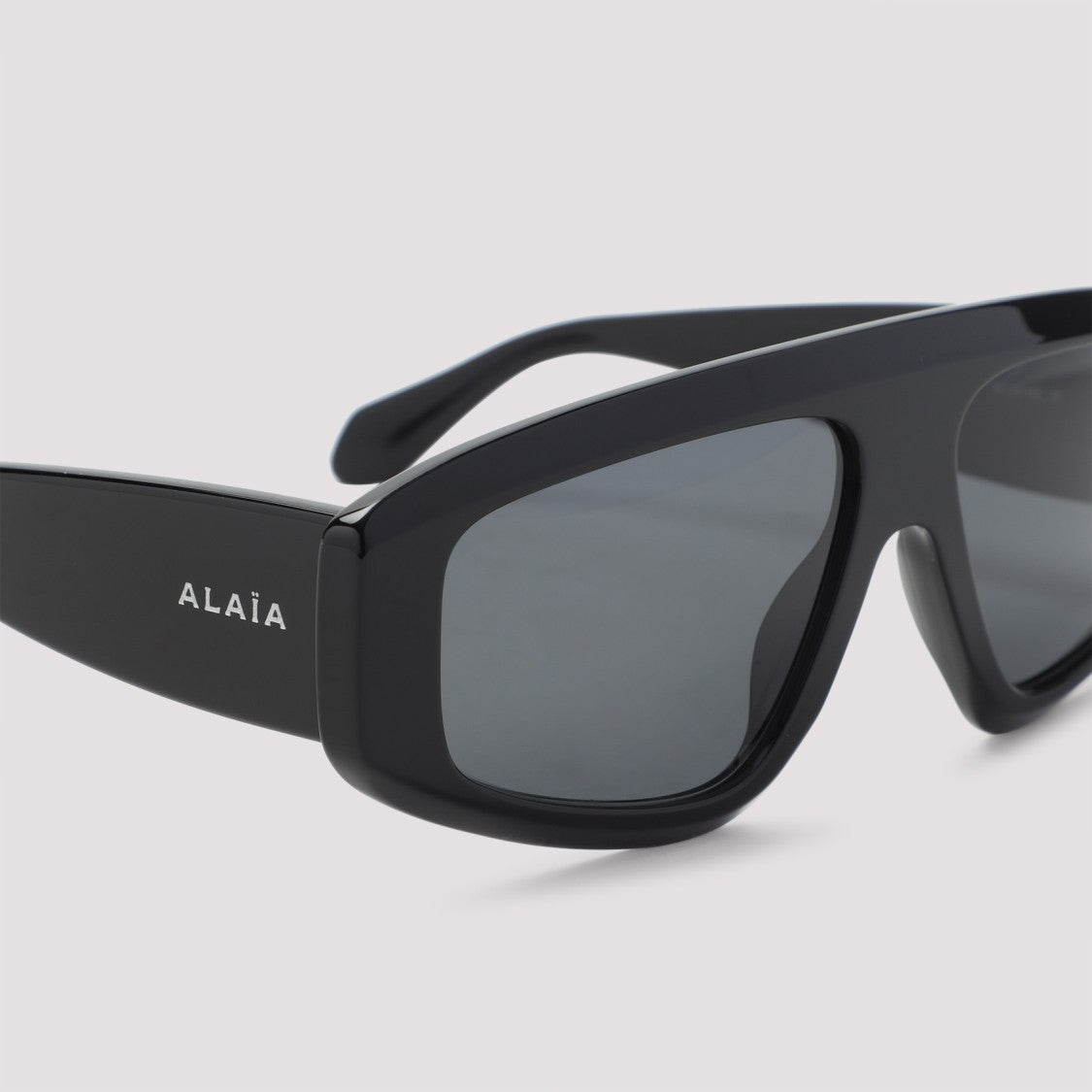 Alaïa Oversized Black Acetate Sunglasses With Angular Design