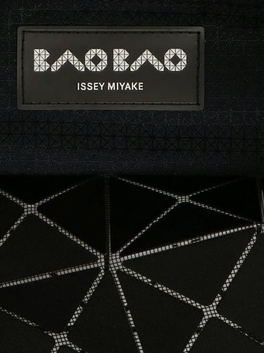 Baobao Geometric White Shoulder Bag With Structured Design