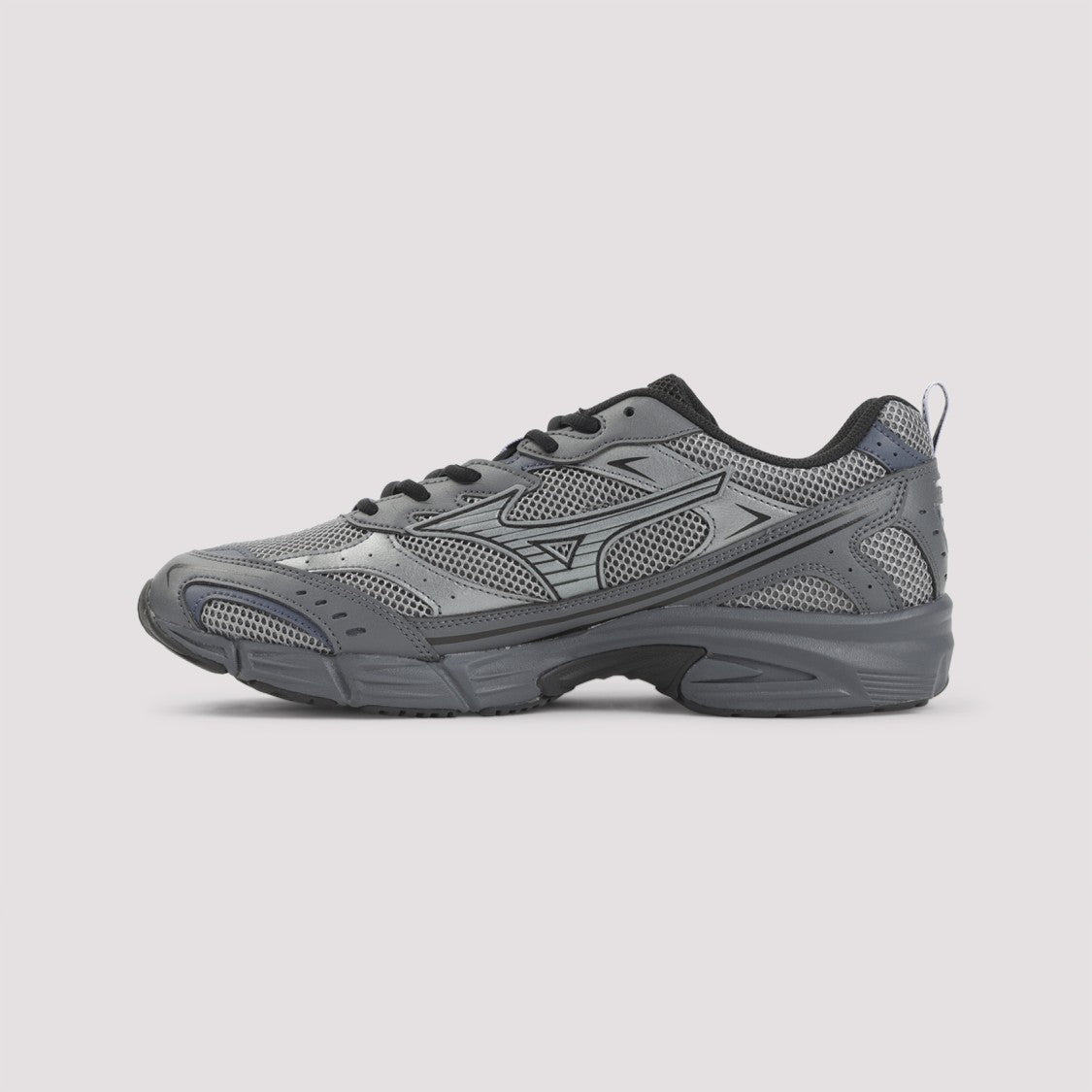 Mizuno Athletic Sneakers With Breathable Mesh And Leather Overlays