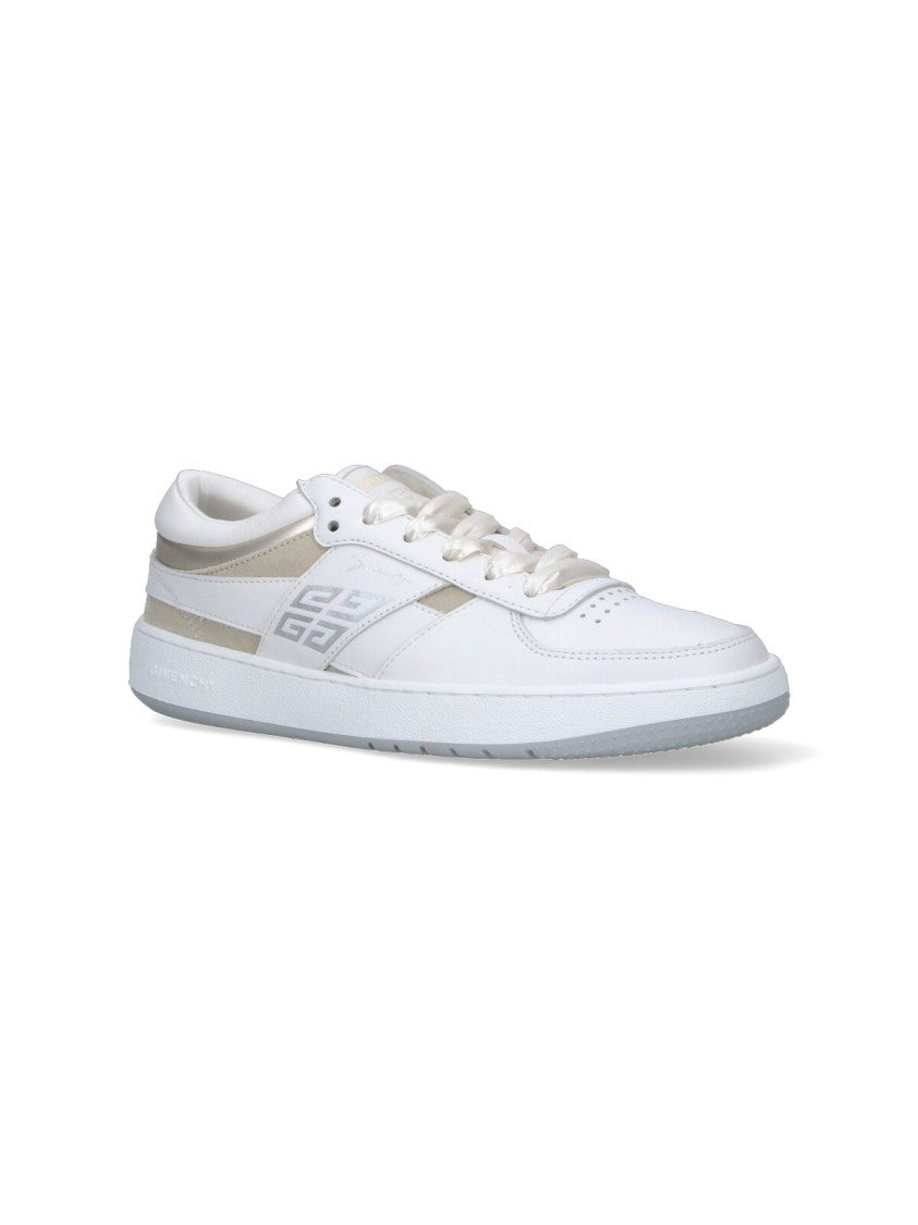 Givenchy Minimalist White Sneaker With Classic Silhouette