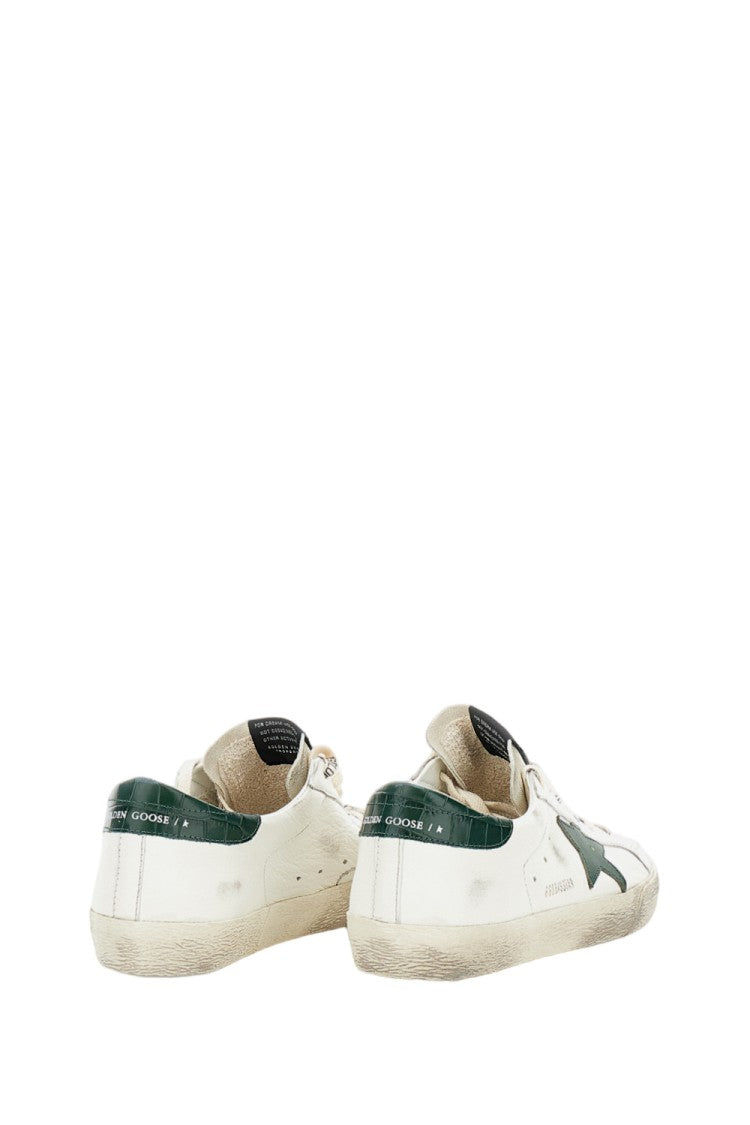 Golden Goose Minimalist Low-Top Sneakers With Appeal