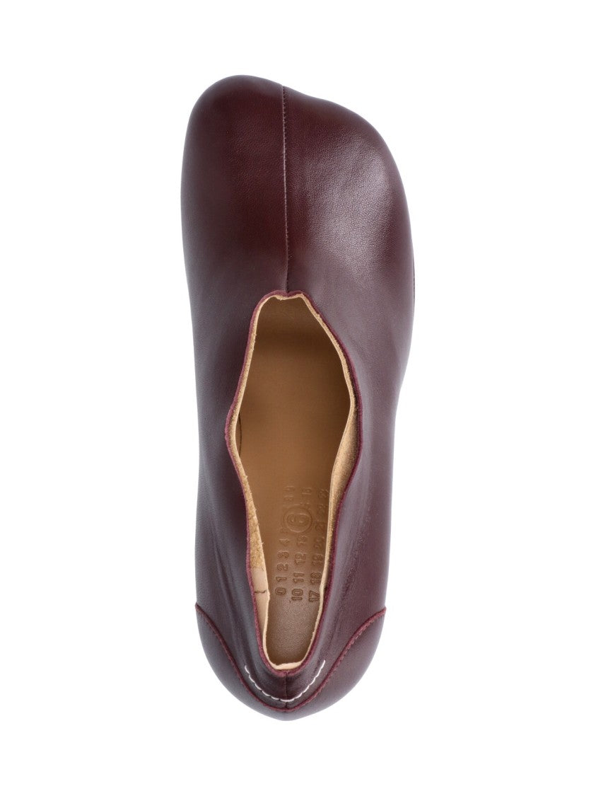 Mm6 By Maison Margiela Scalloped Edge Rounded Toe Mid-Block Heel Pumps