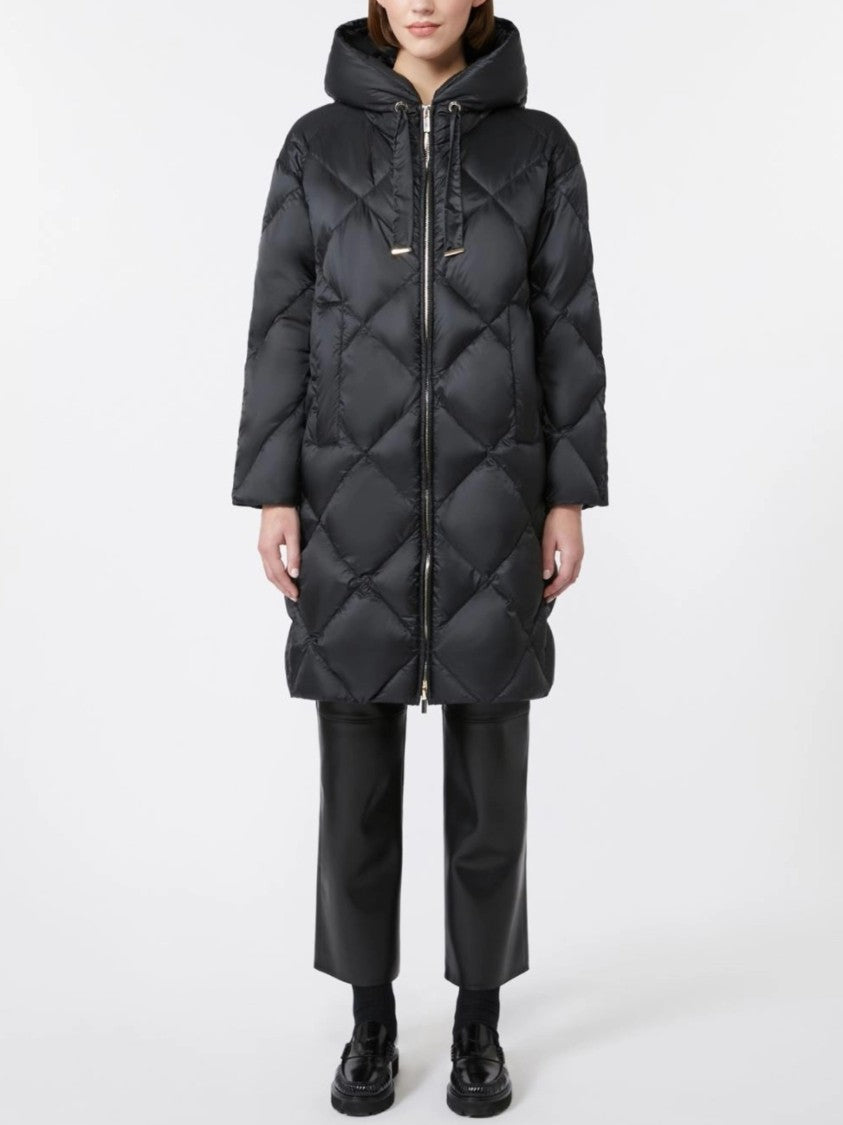 Max Mara Mtctrefe Diamond-Quilted Down Coat
