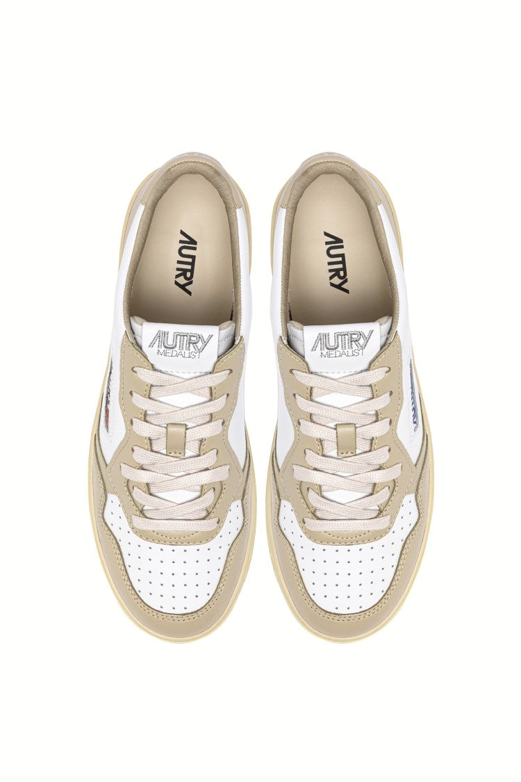 Autry Women’S Bicolor Leather Sneakers