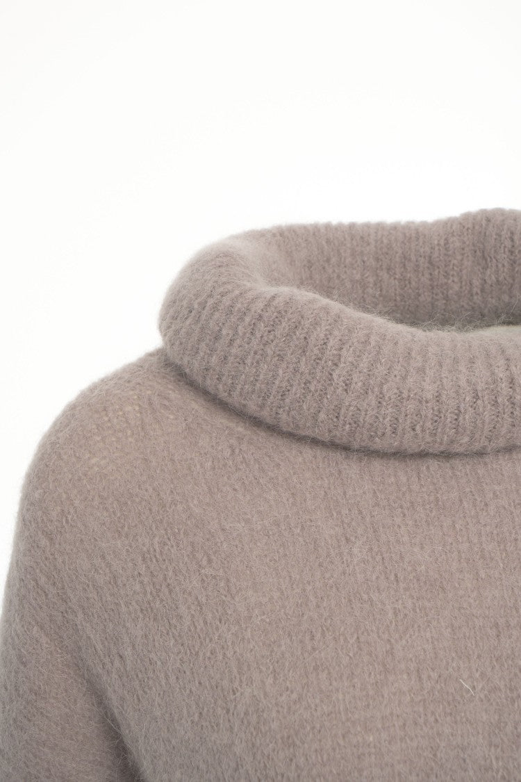 Americandreams Oversized Turtleneck Sweater With Soft Knit Texture