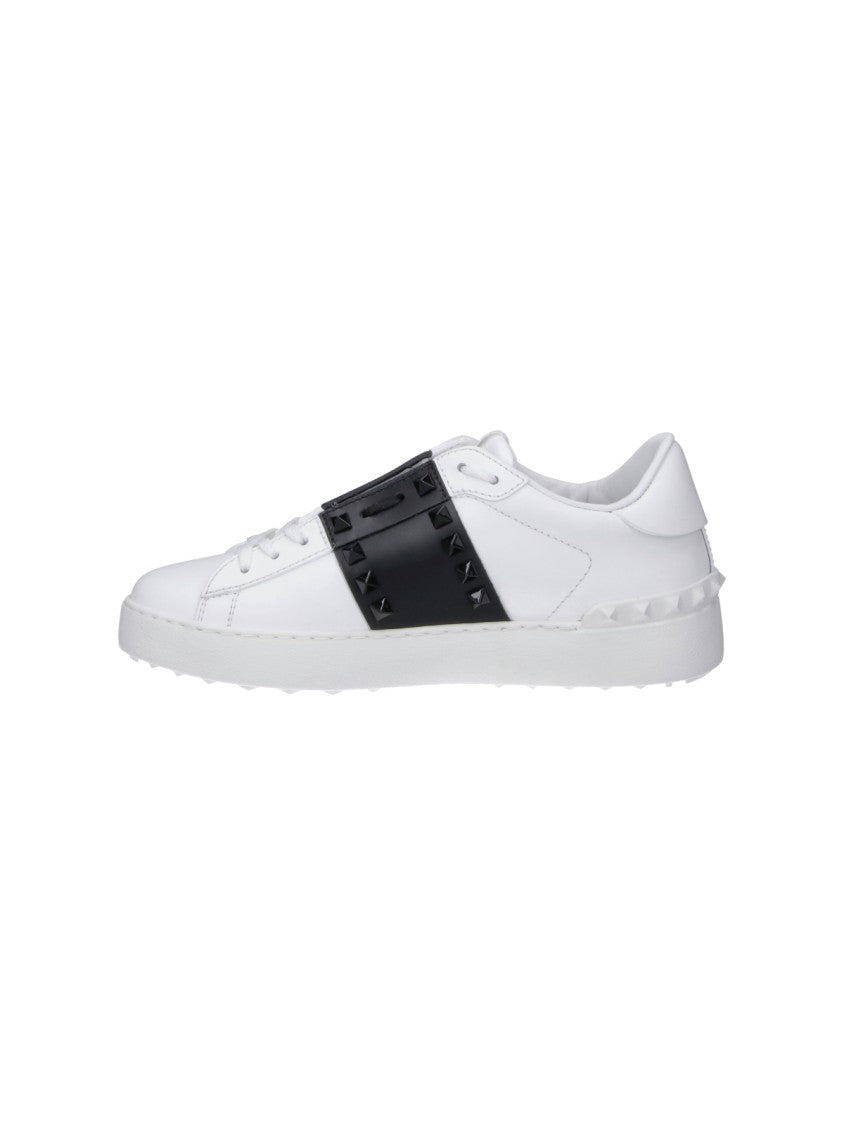 Valentino Garavani Pyramid Studded Low-Top Sneakers In White Calf Leather