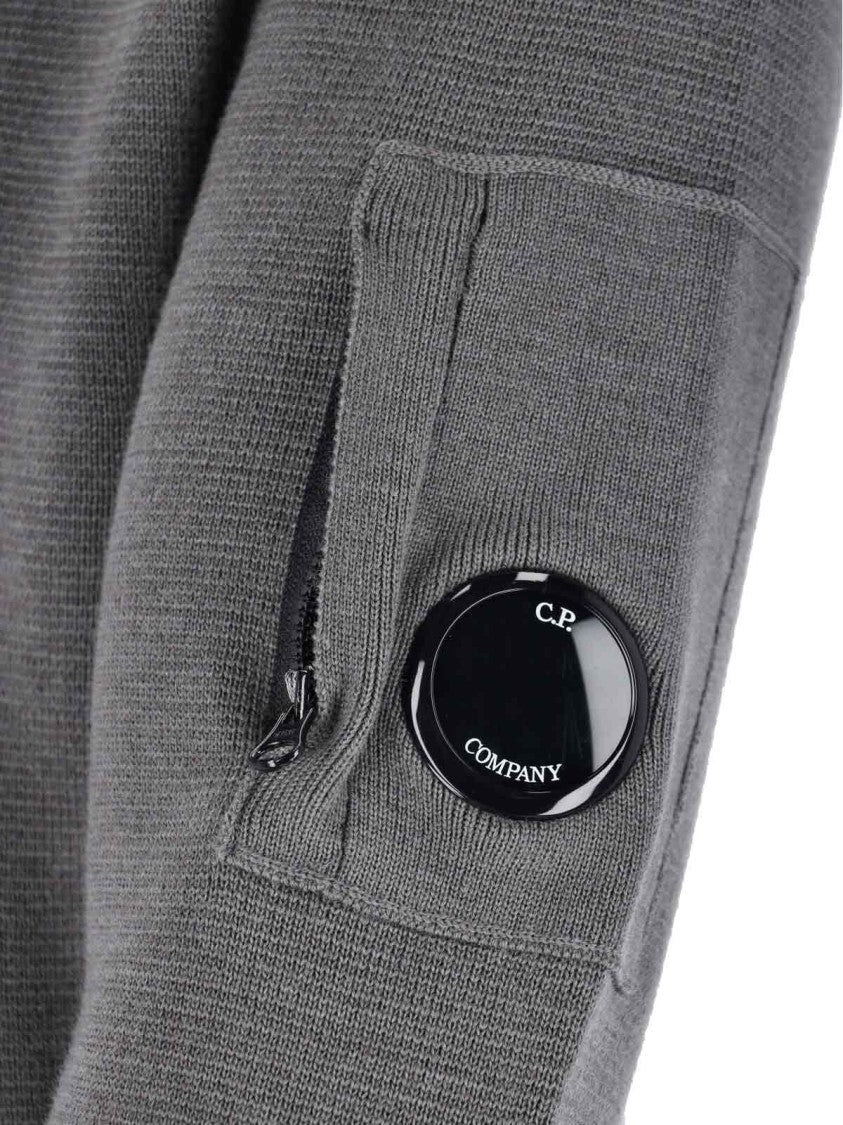 C.P. Company Textured Grey Sweater With Round Neckline And Timeless Design