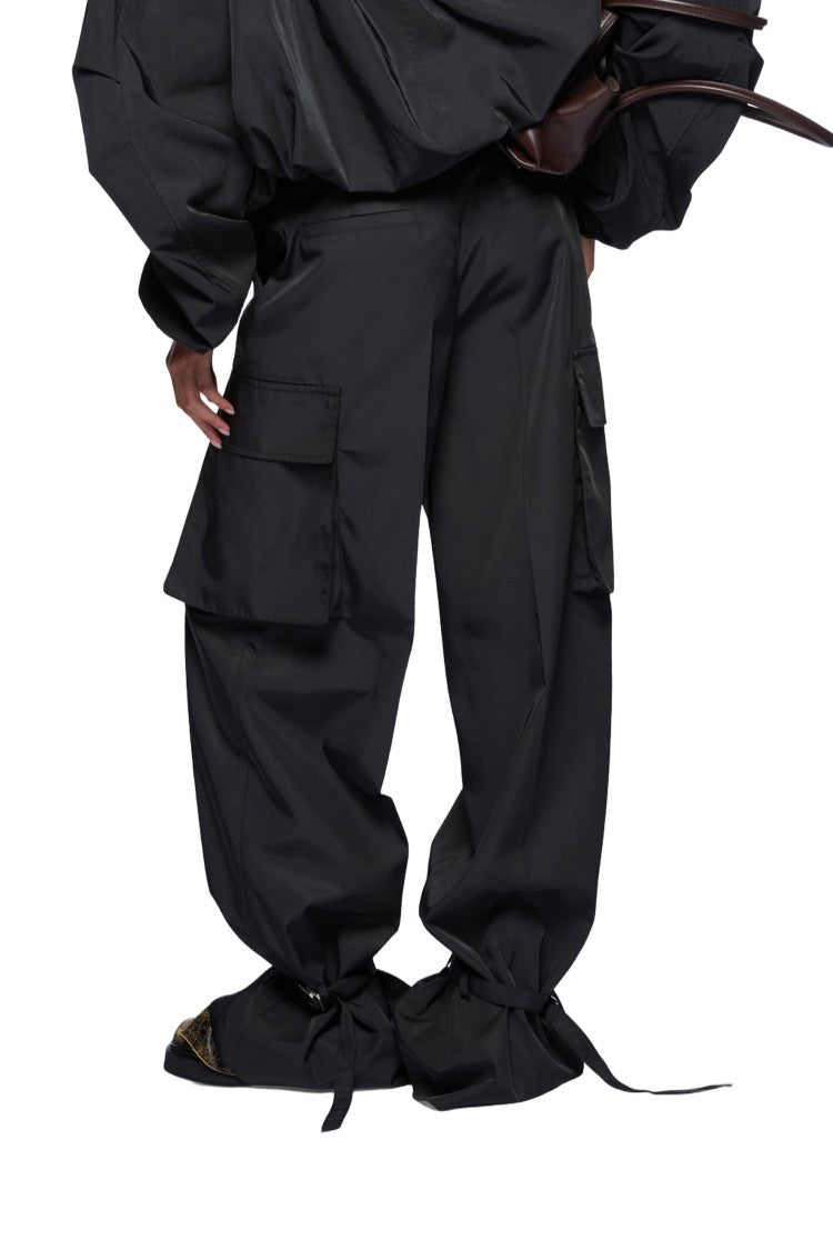 The Attico High-Waisted Black Cargo Pants With Voluminous Silhouette