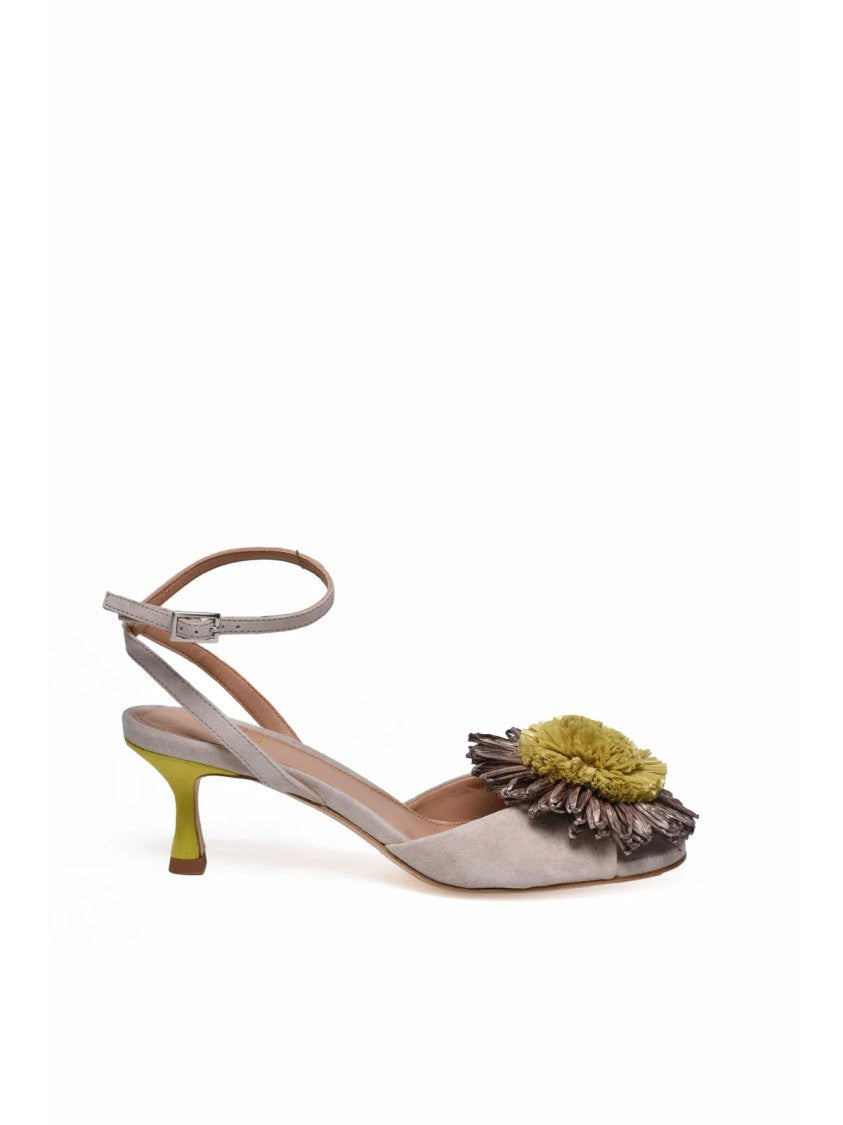 Chantal Chantal Beige Suede Floral Embellished Ankle Strap Sandals