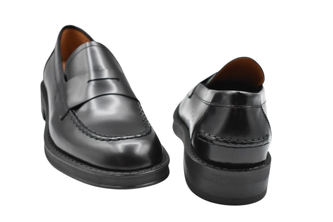 Copenhagen Studios Low-Top Black Leather Loafers With Lacing